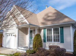 16 Stephanie Dr, Coventry, RI 02816