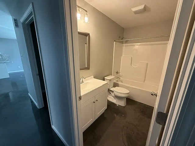 514 Goldenwood Dr — Photo 10