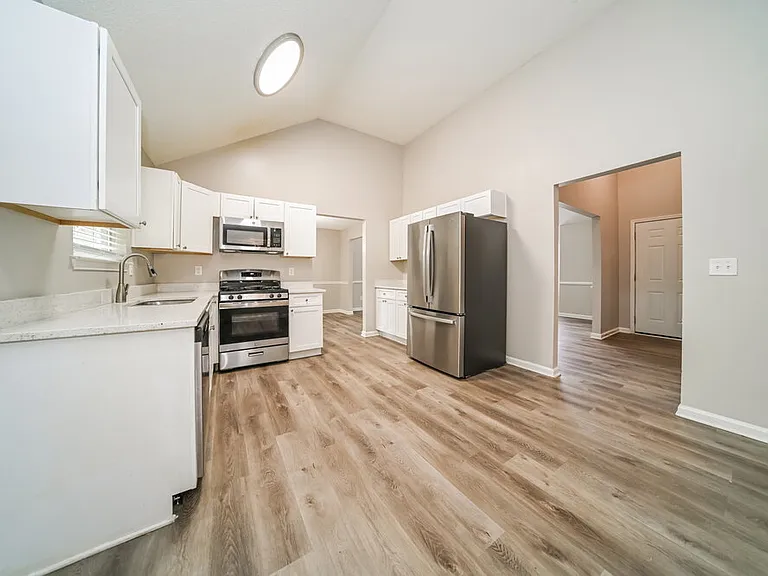 4710 Idlewood Gate — Photo 8