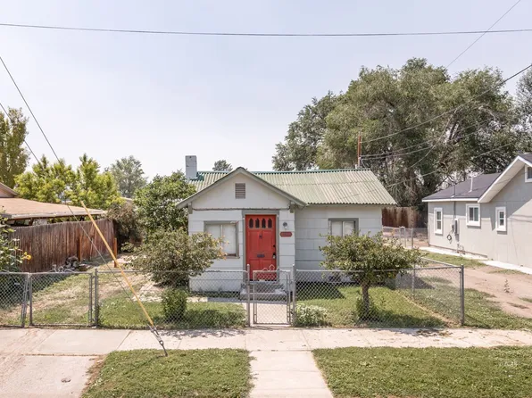 240 S 1st St, Elko, NV 89801