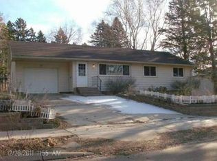 116 4th Ave NW, Isanti, MN 55040
