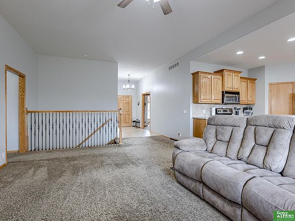 3rd image of 21418 Hancock Dr