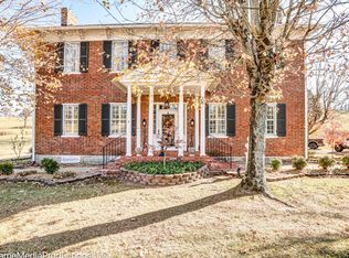 2620 E Main St, Surgoinsville, TN 37873