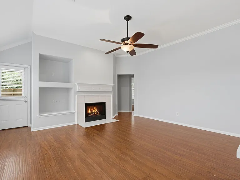 18 Mulberry Glen Pl — Photo 12