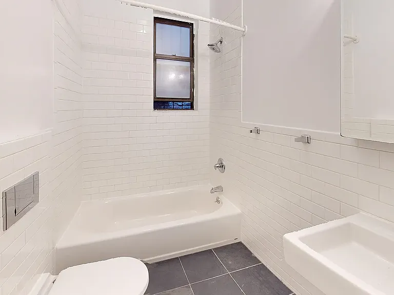 234 E 87th St #4C — Photo 8