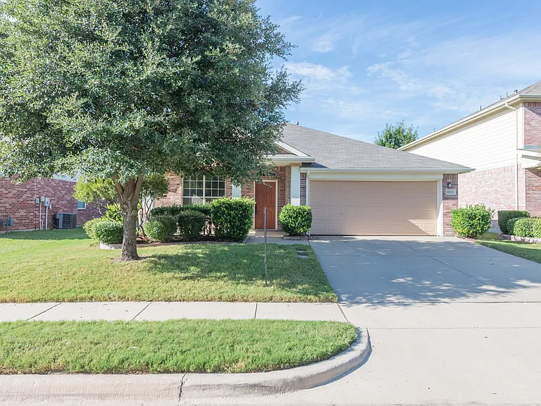 4184 Capstone Dr — Photo 13