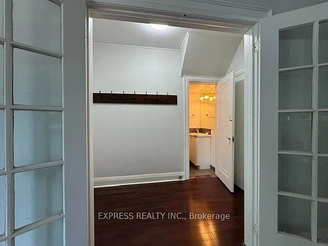 167 Highbourne Rd #MAIN — Photo 3