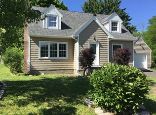 44 Latham Ridge Rd, Latham, NY 12110