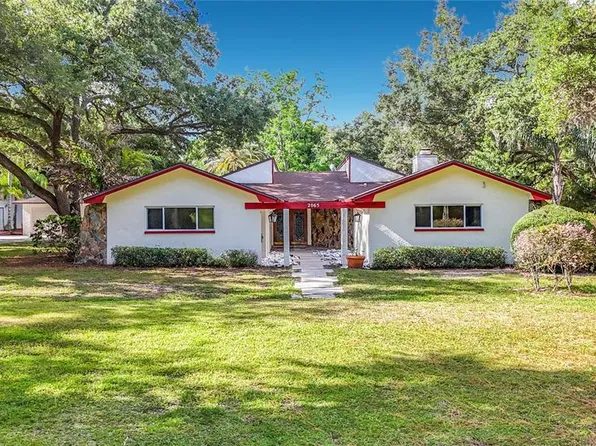2065 Brady Dr, Dunedin, FL 34698