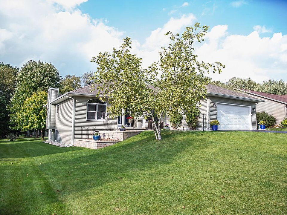 1st image of 369 E Riverdale Dr