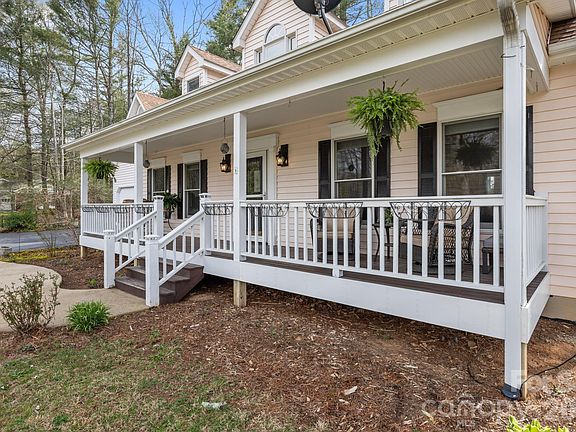 3rd image of 1618 Brookside Camp Rd
