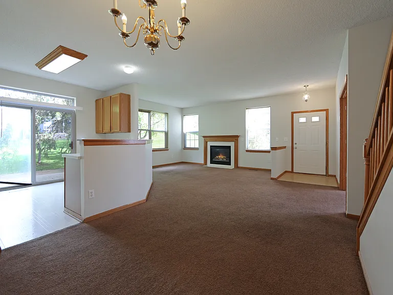 16342 Jamison Path — Photo 5