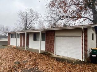 1750 Beecher Dr, Saint Louis, MO