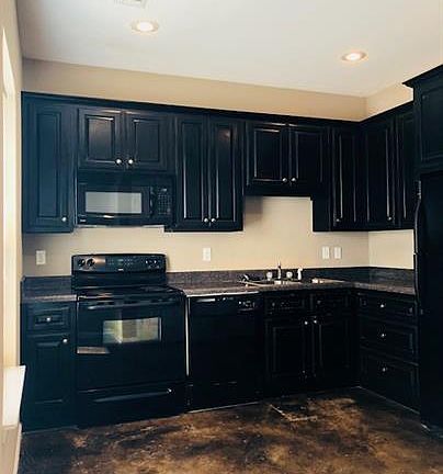 4th image of 950 E Craighead Forest Rd APT 115