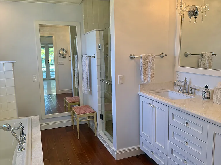 555 Camelia Ln — Photo 11