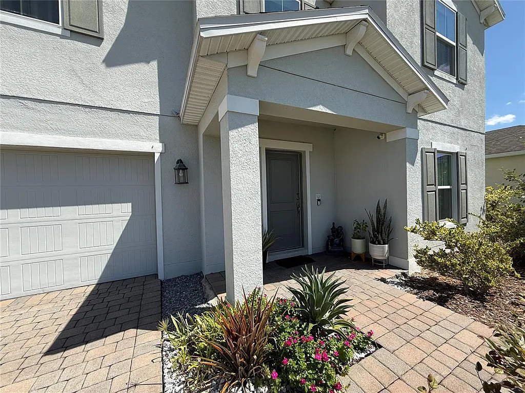 4 bed, 3.0 bath, 2852 sqft, $2,700 — Photo 4