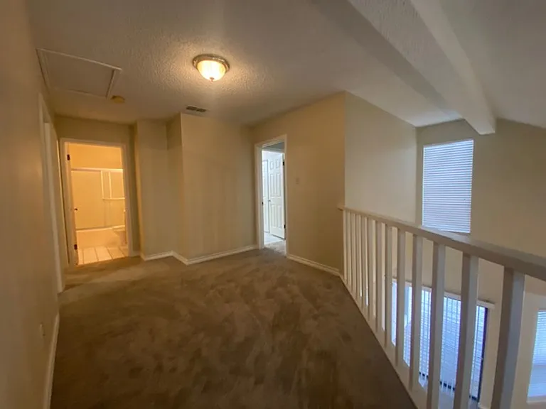 13913 Dasmarinas Dr — Photo 7