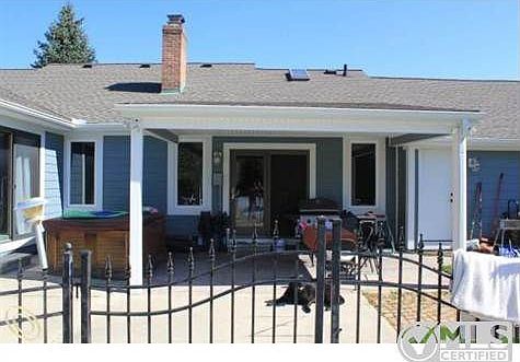 Large covered patio & hot tub.JP