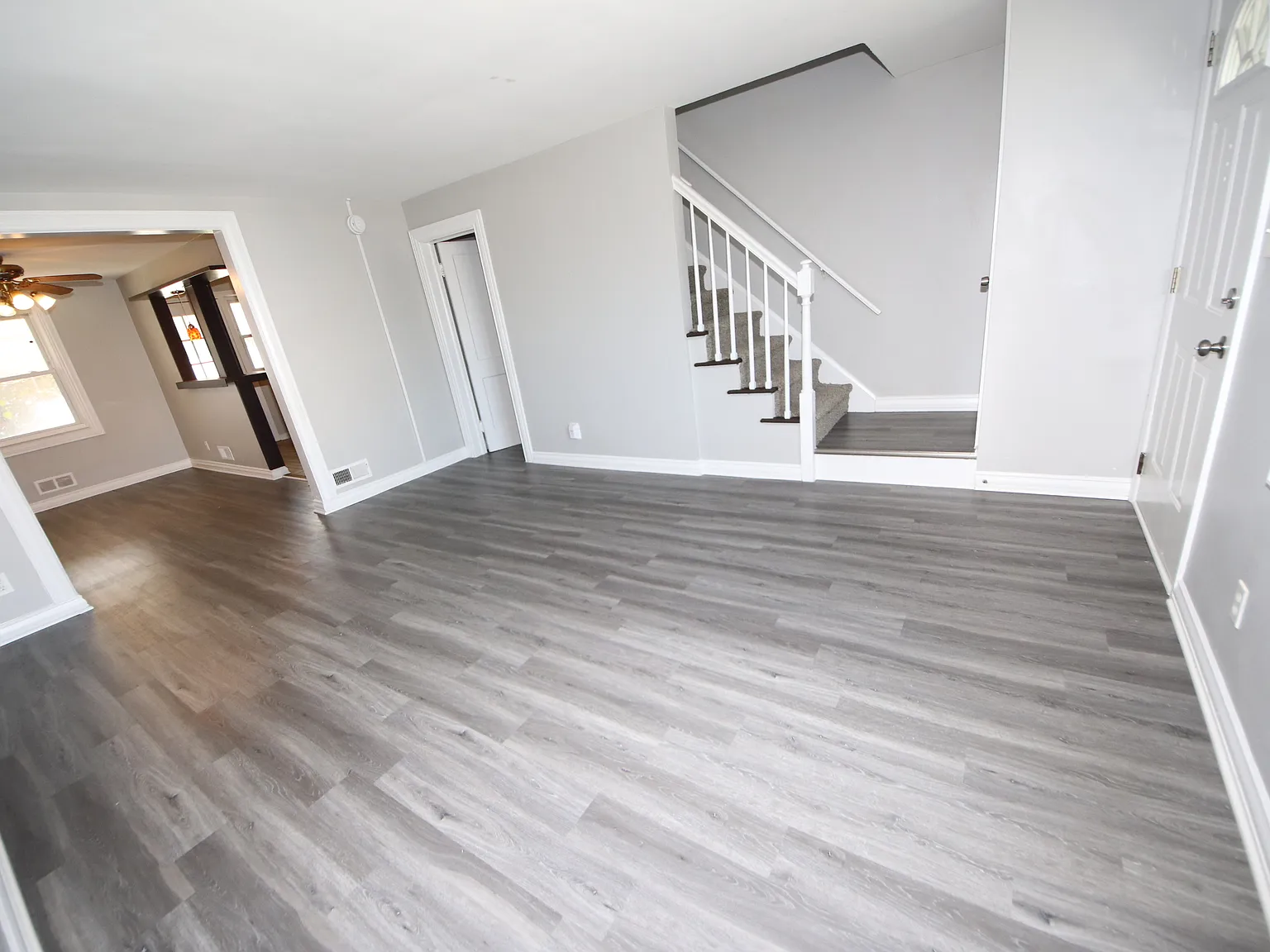 3 bed, 1.5 bath, $2,000 — Photo 4