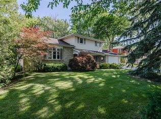 380 Carlsam Dr, Rochester, NY 14609