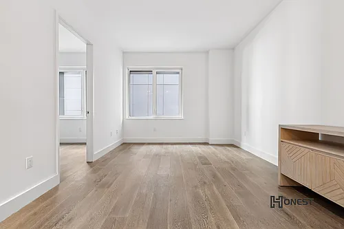 10 Nevins St Photo 1
