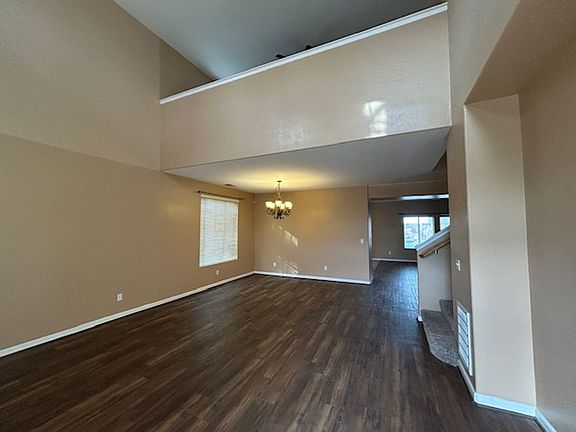 4th image of 2926 W Newton Ct