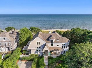 27 Ocean Bluff Dr, Mashpee, MA 02649