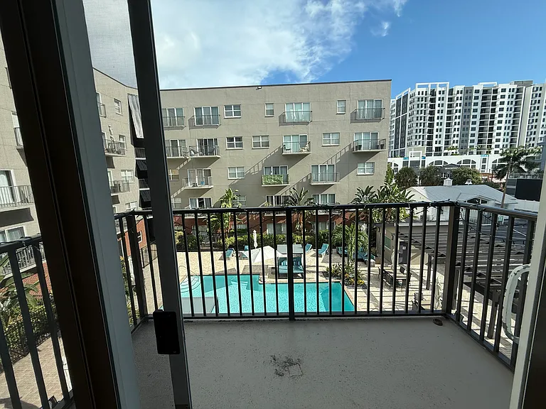 1010 Central Ave #318 — Photo 11