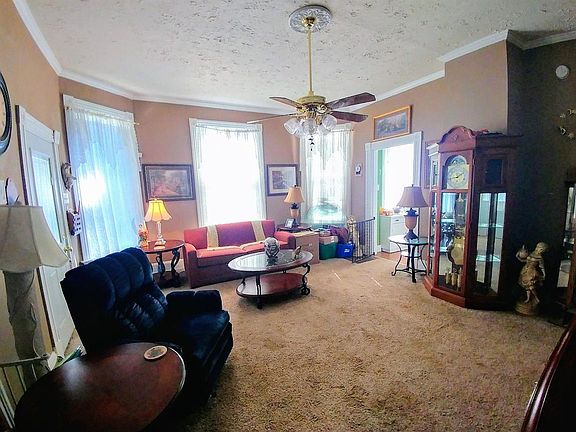 5th image of 1821 Grand Blvd