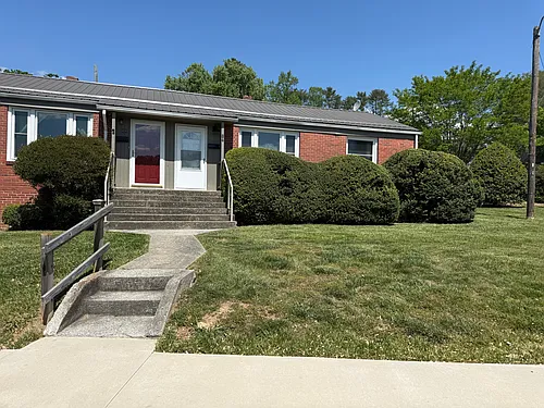 86 Trowbridge Ln Photo 1