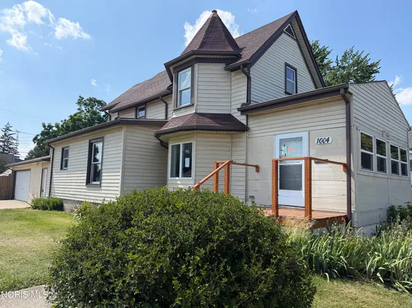 1004 Alger St, Fremont, OH 43420
