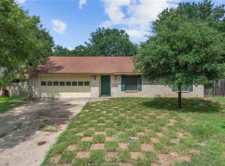2708 Celinda Cir, College Station, TX 77845