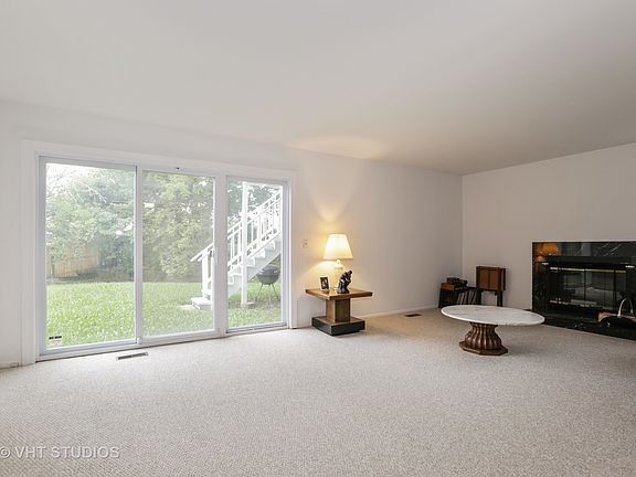 5th image of 466 Cromwell Ct