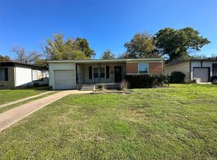 2163 San Jose Dr, Fort Worth, TX 76112