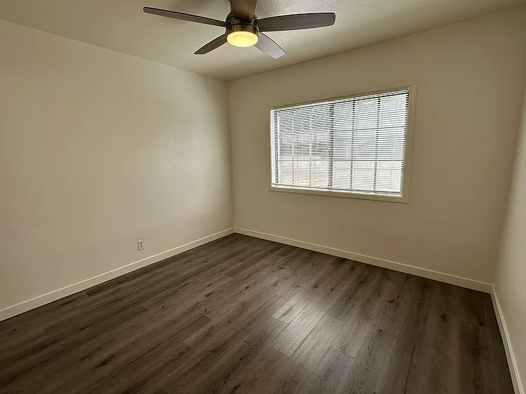 3954 Hortensia St #3954 — Photo 14