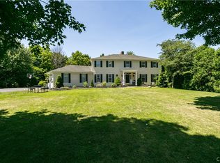 8525 Woodbox Rd, Manlius, NY 13104