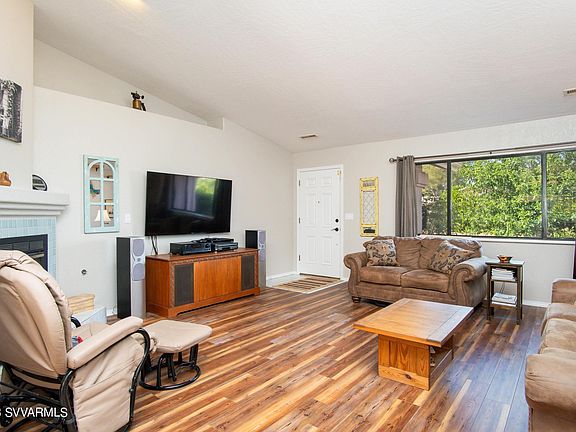5th image of 361 Casner Drive