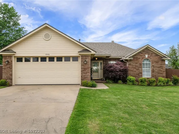 7000 Blackjack Dr, Fort Smith, AR 72916