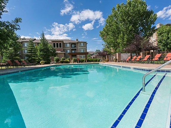 5th image of 16980 Carlson Dr APT 622