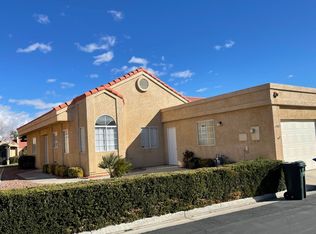 19052 Primrose Ln, Apple Valley, CA 92308