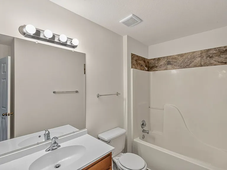 1716-1718 Juniper Dr — Photo 20