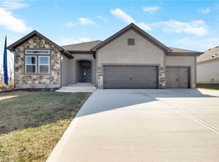 9333 N Belton Ave, Kansas City, MO 64154