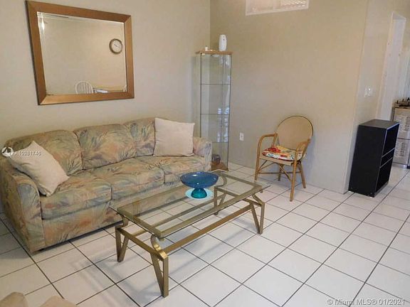 4th image of 70 NE 202nd Ter APT T4