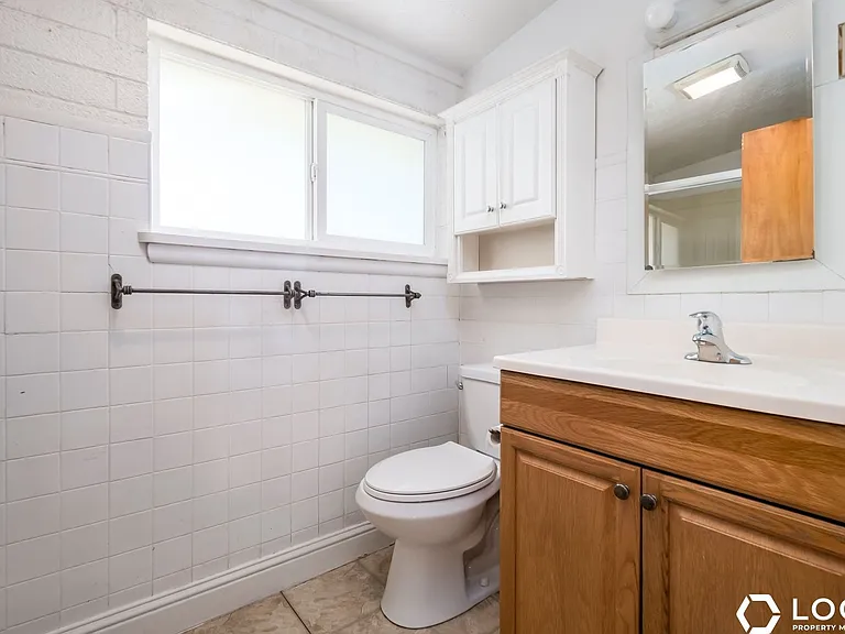 1180 E 560 N — Photo 20