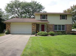 860 Stoneham Rd, Saginaw, MI 48638