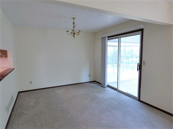 4th image of 3158 Creighton Pl