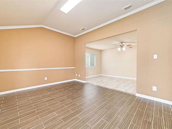 5th image of 9103 Creeks Gate Ct