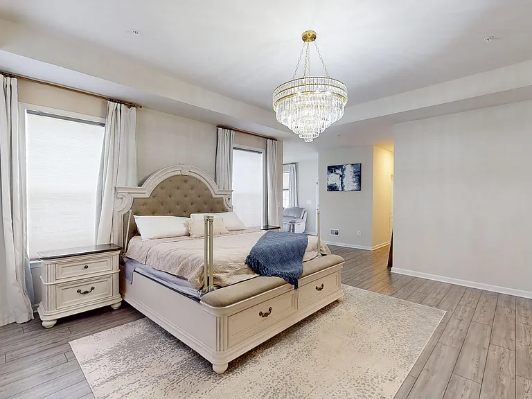 10909 Meridian Hill Way — Photo 6