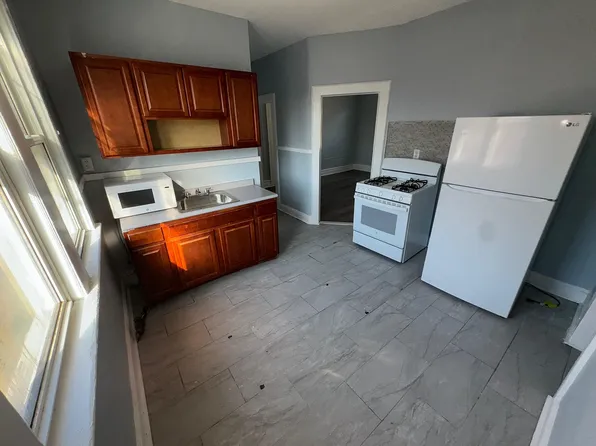 586 Lyons Ave, Irvington, NJ