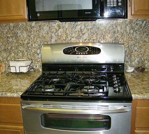 5 Burner Stove w/ Double Oven